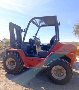 Carretilla elevadora Agria 4x4