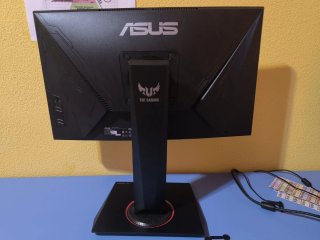 Monitor ASUS Full HD 23.6 144Hz