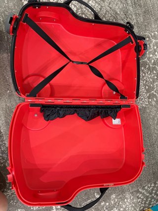 Maleta infantil de viaje roja y azul