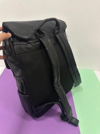 Mochila negra