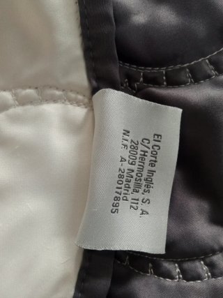 Colcha de edredón acolchado fino, gris plata.