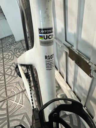 Canyon Aeroad CF SLX 7 AXS 2025