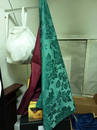 Manto adamascado verde