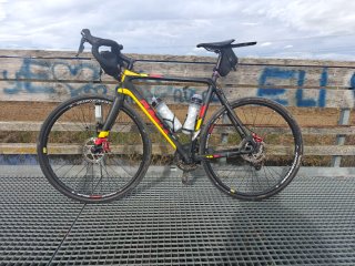 Bici Gravel Carbono Talla L 8kg