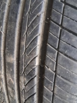 4 Ruedas 4 pernos 185/60 r15 88H