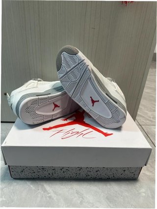 Nike Air Jordan 4 Retro 'White Oreo' Talla 42