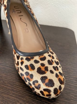 Zapatos de tacón Unisa estampado leopardo