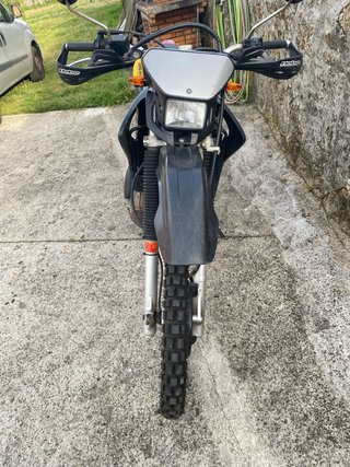 Yamaha DT 125 RE Enduro Moto