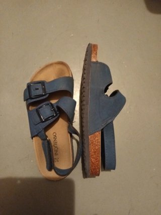 2 pares sandalias 32