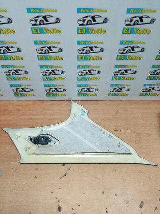 Embellecedor Pilar C trasero BMW III E46