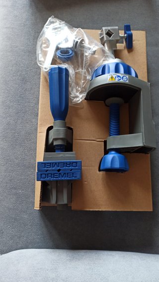 Dremel 2500 Multi-Vise 3-en-1