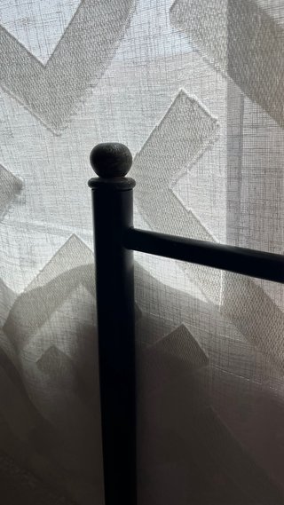 Conjunto de cama, cabezal y somier