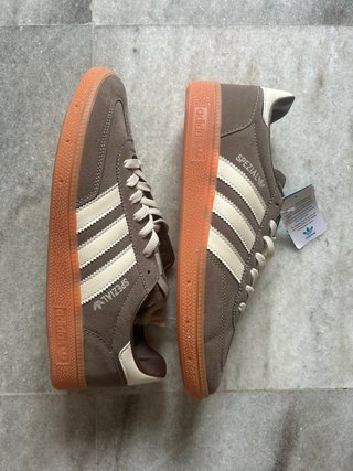 Adidas Spezial Marrones y Blancas