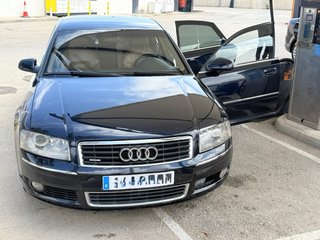 Audi A8 2004