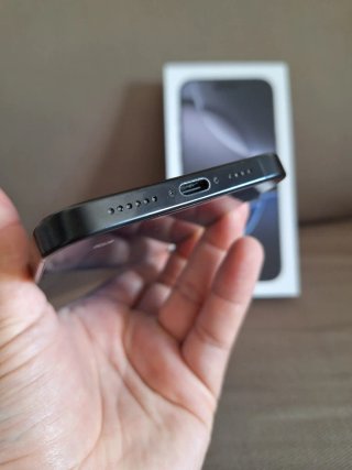 iPhone 16 Pro Max 256GB Gris Espacial