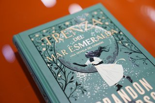 Trenza del mar esmeralda (edición ilustrada)