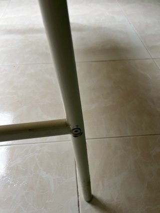 (Urge) Escritorio de bambú y metal