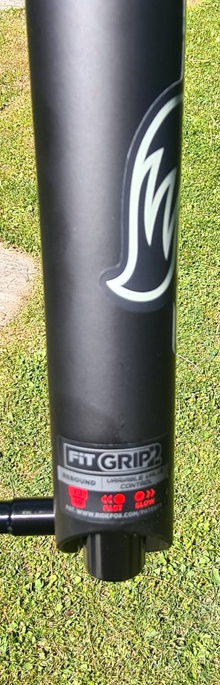 Fox 34 Factory 130 mm Grip2 Kashima con garantía