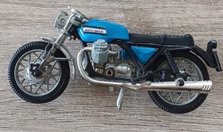 Motoguzzi polistil y guisval
