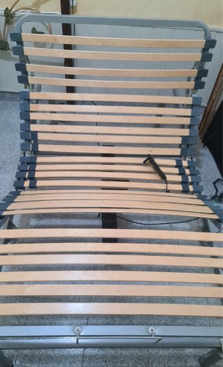 Cama articulada madera y metal