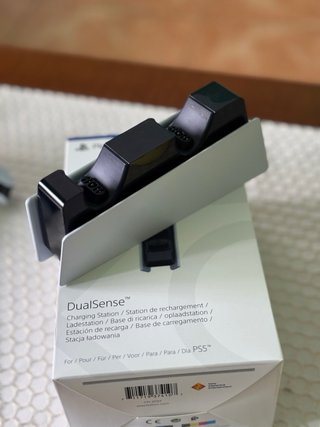 DualSense (PS5) + Estación de Carga Sony