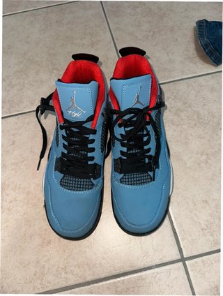 Nike Air Jordan 4 Retro x Travis Scott 44