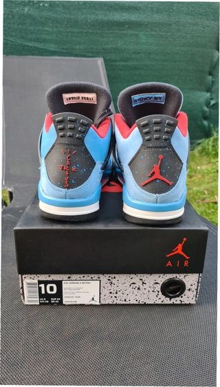 Nike Air Jordan 4 Retro x Travis Scott Talla 39