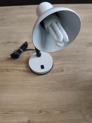 Flexo de escritorio blanco