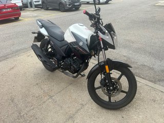 Yamaha YS 125