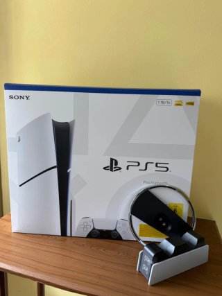 PlayStation 5 Slim 1TB CON ACCESORIOS