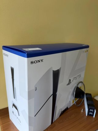 PlayStation 5 Slim 1TB CON ACCESORIOS