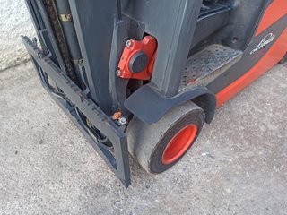 Carretilla Eléctrica Linde E20 2000kg