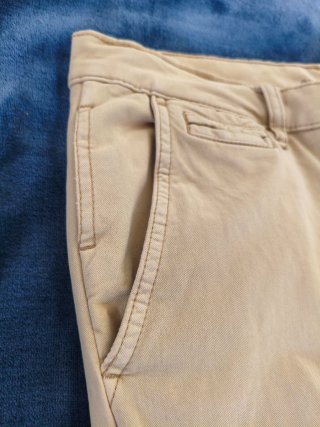 Pantalón chino Quiksilver beige