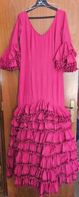 Traje de flamenca granate