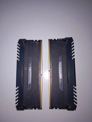 Corsair Vengeance RGB RAM 16gb