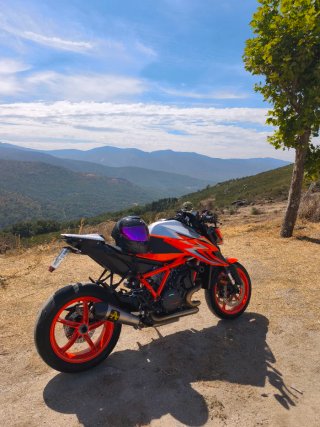 KTM Super Duke R Evo 2024.