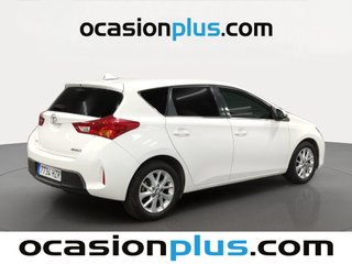 Toyota Auris 90D Active 66 kW (90 CV)