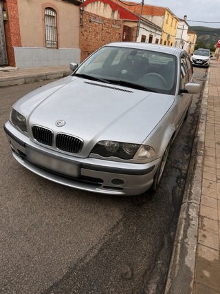 bmw330