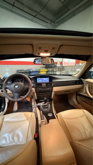 BMW 325i E90