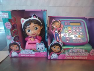 Lote 2 Juguetes Gabby's Dollhouse