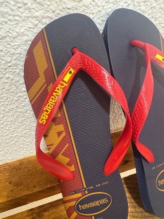 Havaianas España Talla 43/44 Azul/Rojo