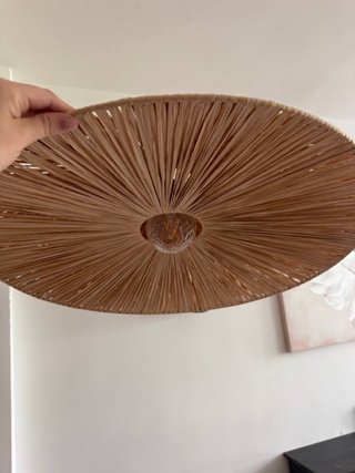 Lámpara de pie arco metal y ratán