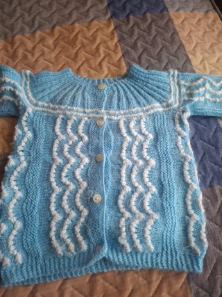 Conjunto Bebé Tejido a Mano.  Nuevo  a estrenar.