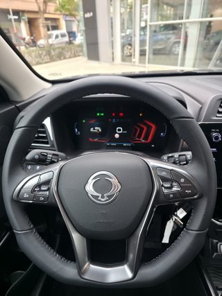 KGM TIVOLI  NUEVO Y DE GERENCIA