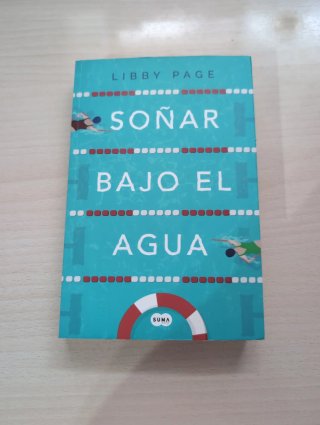 Soñar bajo el agua / The Lido