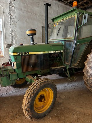 Tractor John Deere 2650