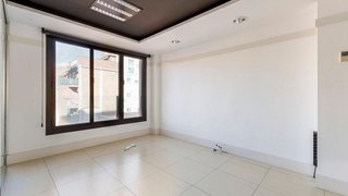 Oficina en alquiler en La Maternitat i Sant Ramon en Barcelona