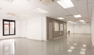 Oficina en alquiler en La Maternitat i Sant Ramon en Barcelona