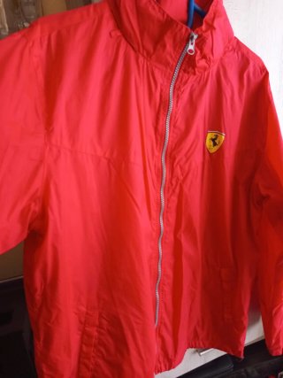 Cortavientos chubasquero Ferrari Rojo