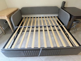 Sofá Cama Gris Extensible + Colchones